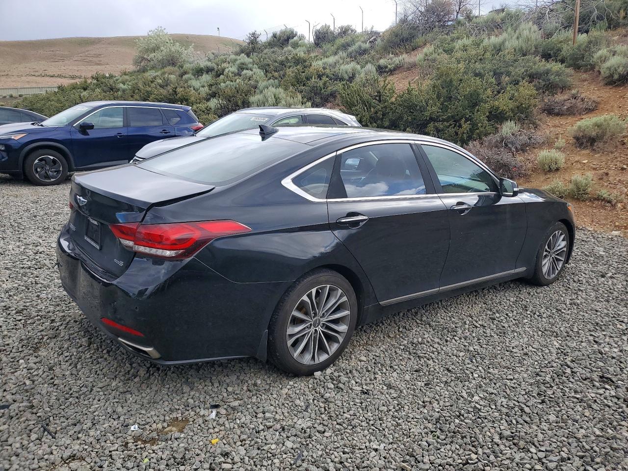 2015 HYUNDAI GENESIS 3.8L photo 7