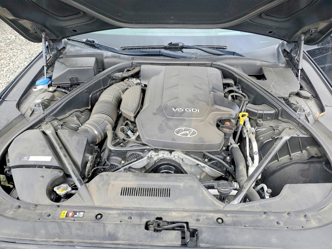2015 HYUNDAI GENESIS 3.8L photo 31