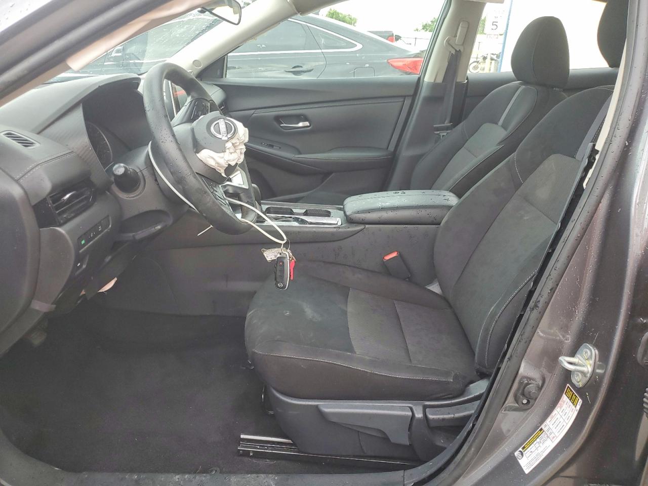 2025 NISSAN SENTRA SV photo 13