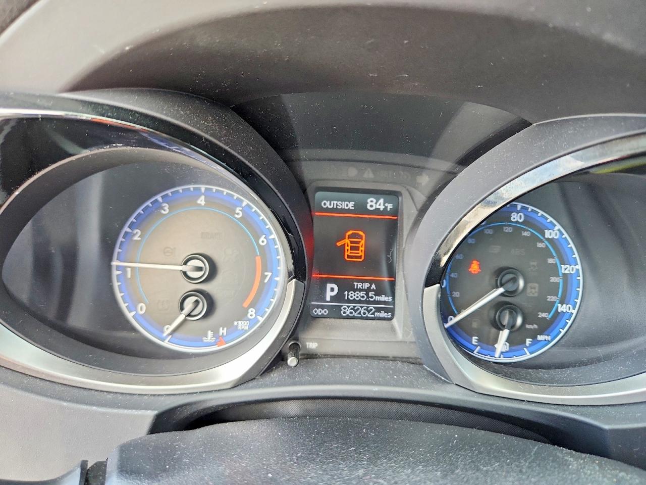 2014 TOYOTA COROLLA S PLUS photo 17