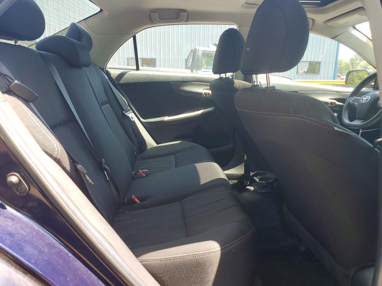 2013 TOYOTA COROLLA S photo 10