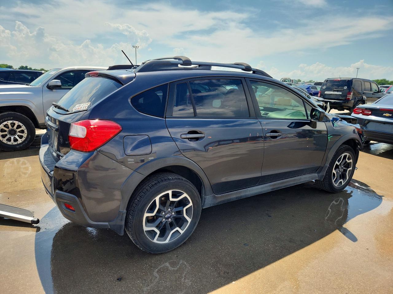 2017 SUBARU CROSSTREK PREMIUM photo 5