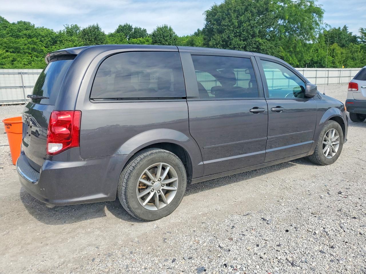 2015 DODGE GRAND CARAVAN SE photo 5