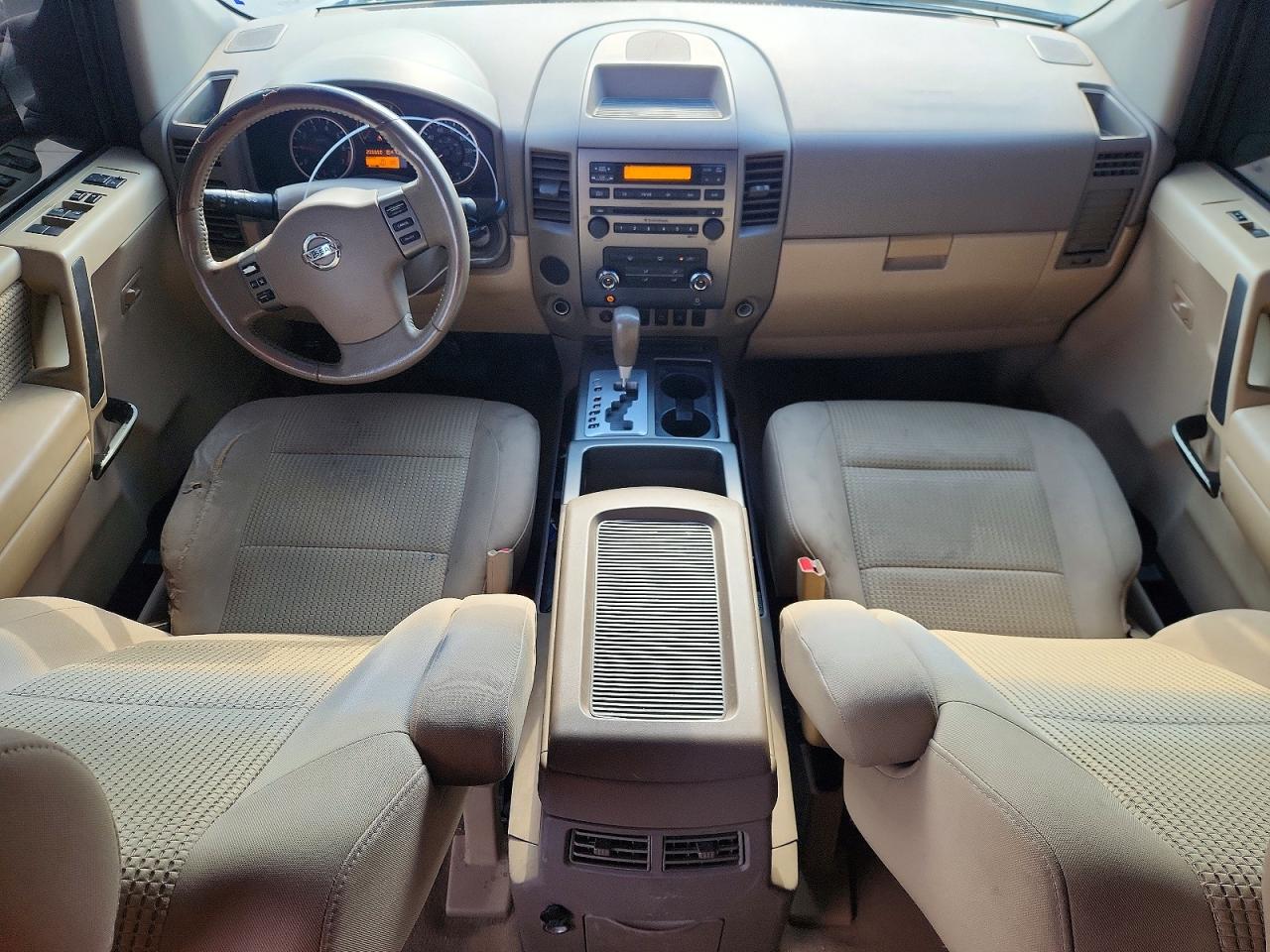 2011 NISSAN TITAN SV photo 22