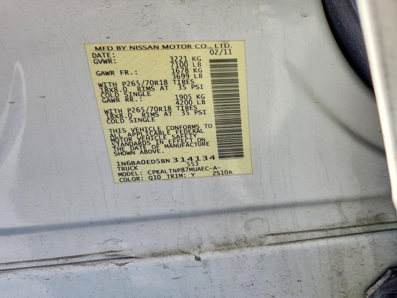2011 NISSAN TITAN SV photo 34
