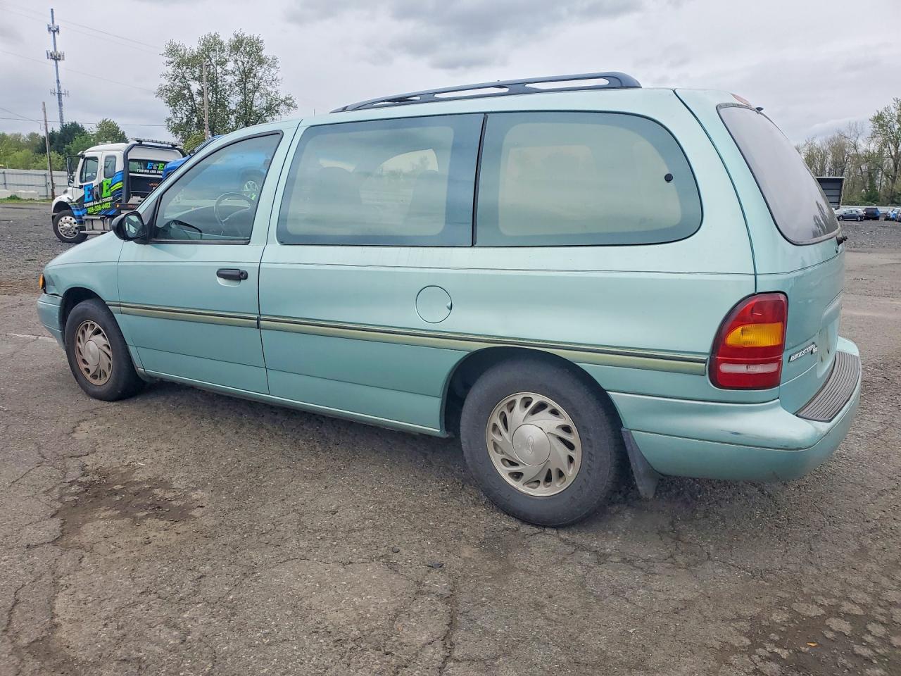 1995 FORD WINDSTAR WAGON photo 2
