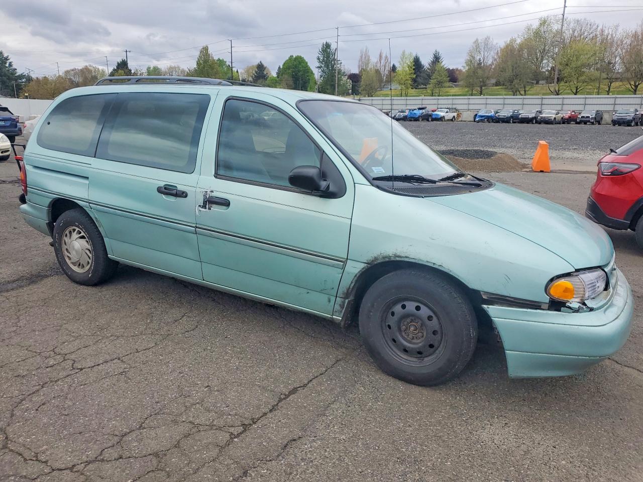1995 FORD WINDSTAR WAGON photo 4