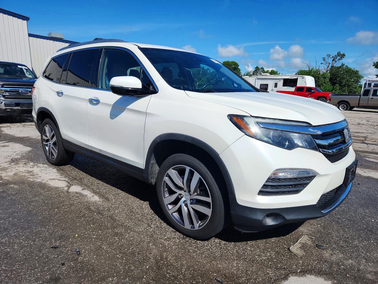 2016 HONDA PILOT ELITE photo 7