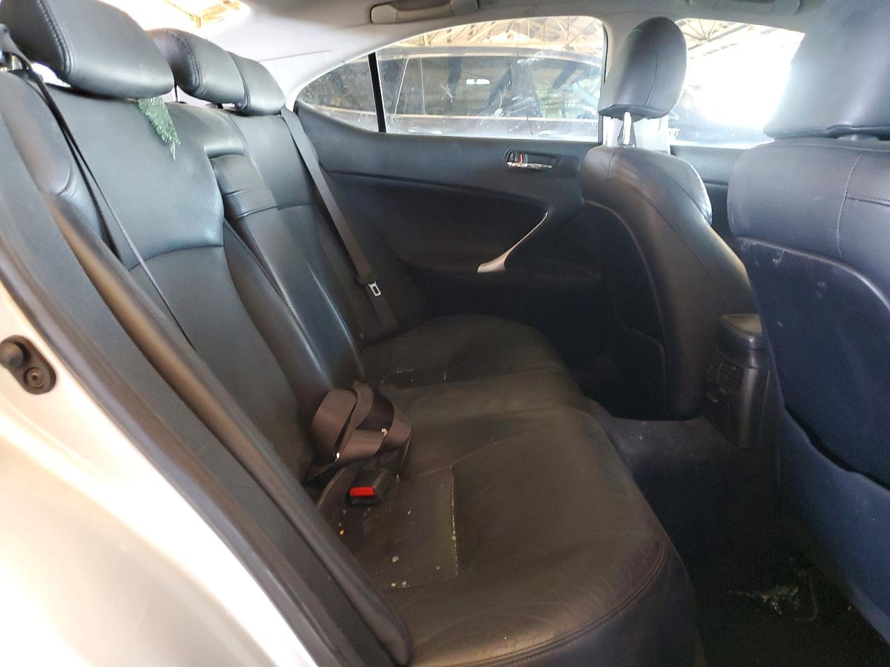 2006 LEXUS IS 350 photo 19