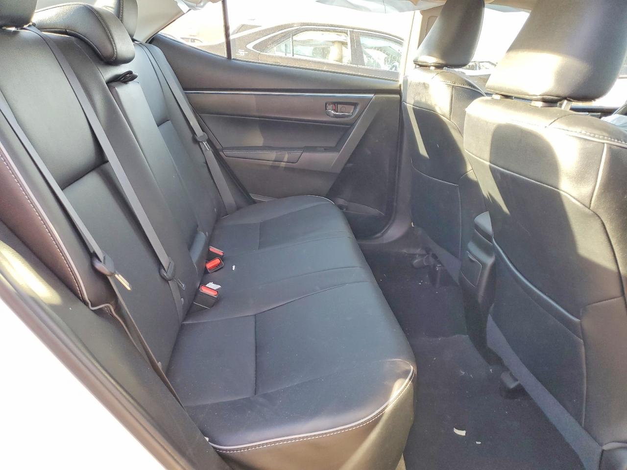 2016 TOYOTA COROLLA LE PREMIUM photo 10