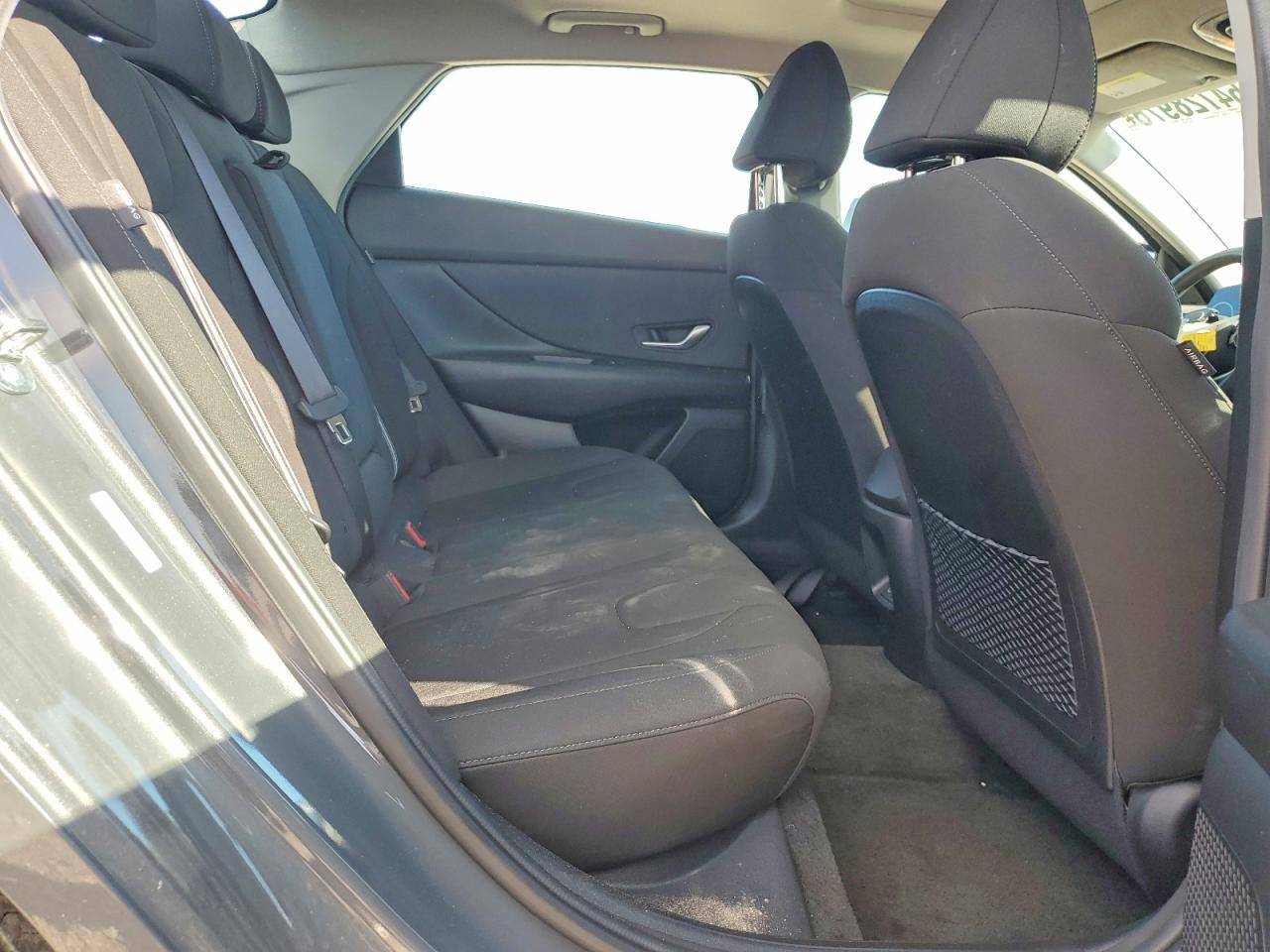 2024 HYUNDAI ELANTRA SEL photo 19