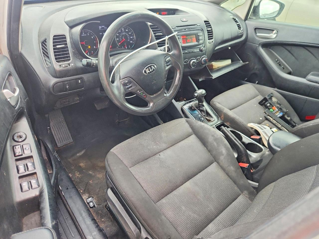 2017 KIA FORTE LX photo 15