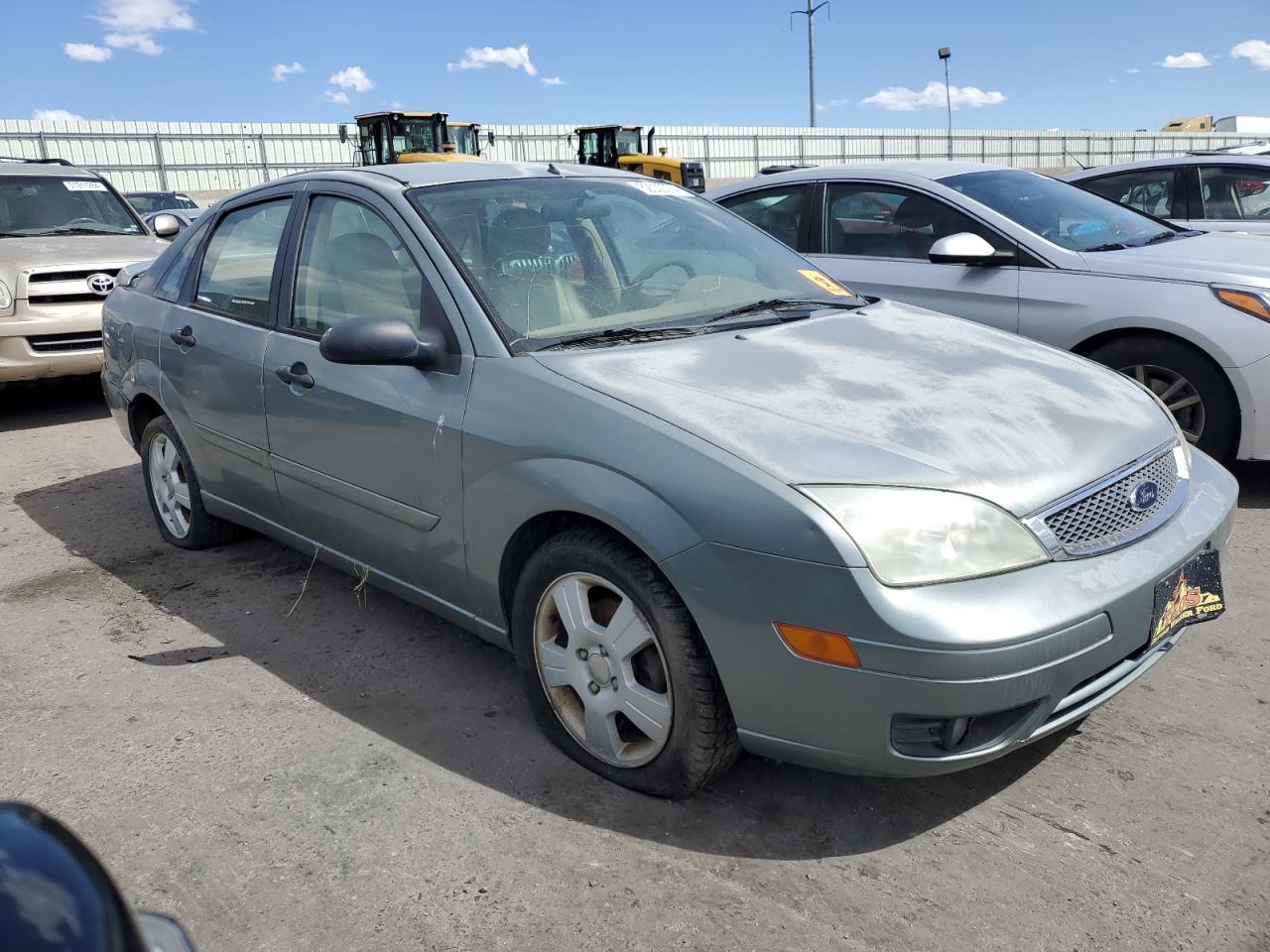 2005 FORD FOCUS ZX4 photo 7