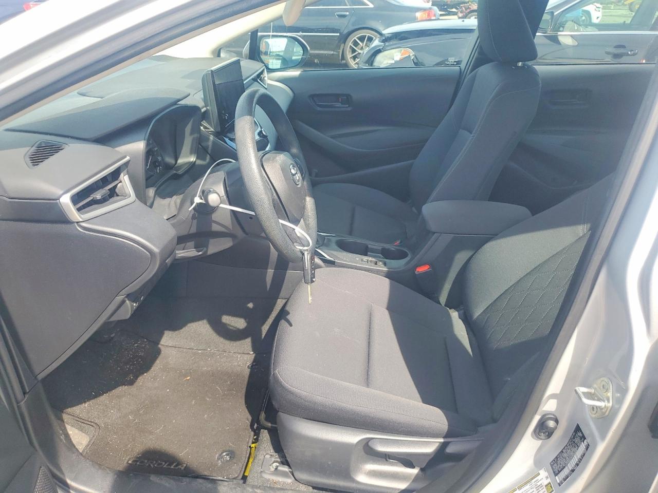2023 TOYOTA COROLLA LE photo 22