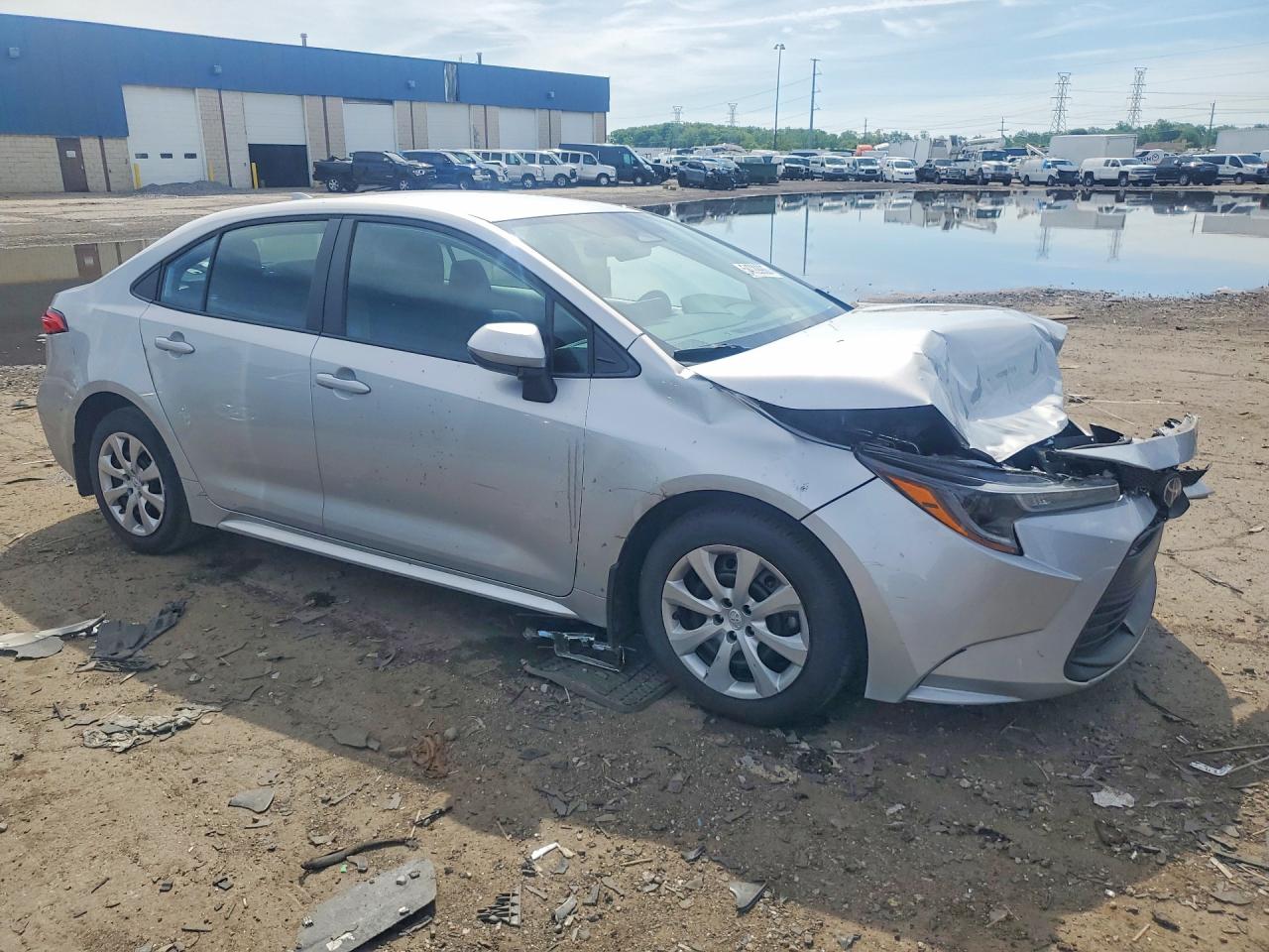 2023 TOYOTA COROLLA LE photo 10