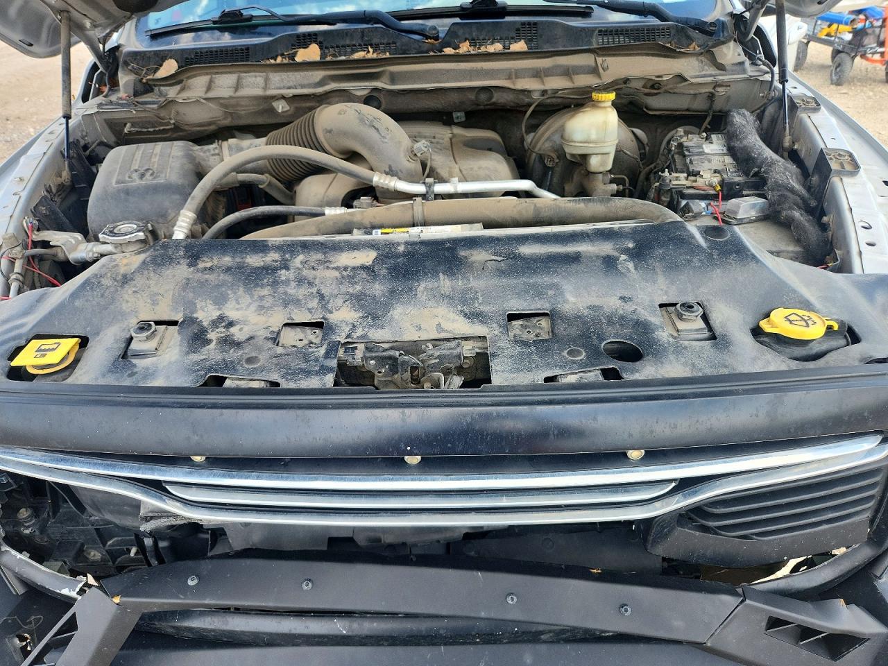 2016 RAM 1500 SLT photo 21