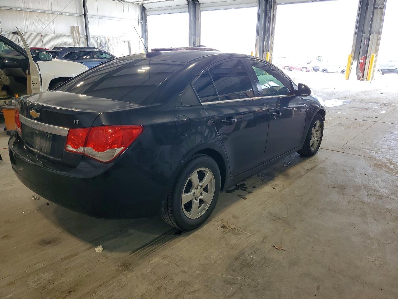 2016 CHEVROLET CRUZE LIMITED LT photo 3