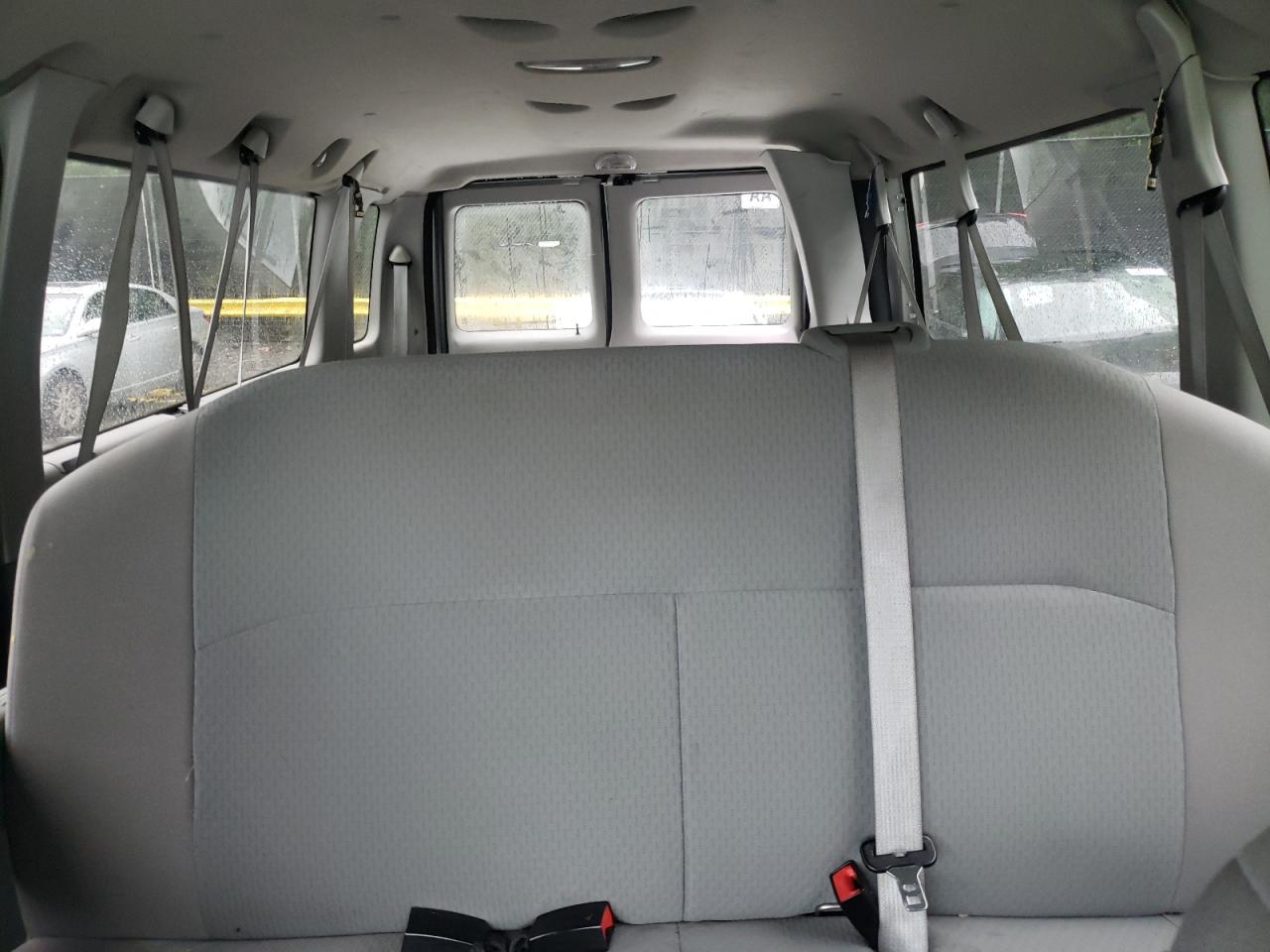 2011 FORD ECONOLINE E350 SUPER DUTY WAGON photo 28
