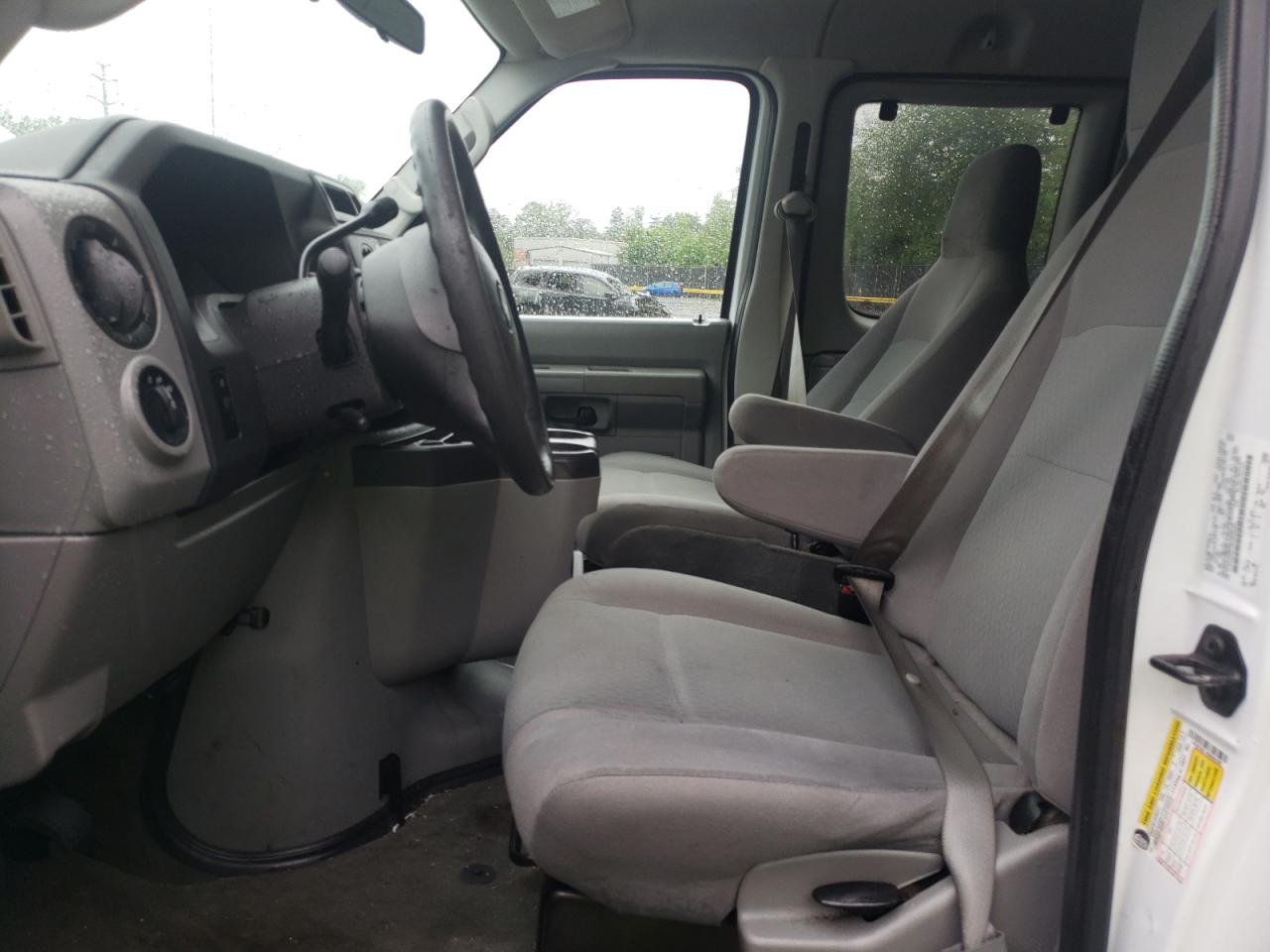 2011 FORD ECONOLINE E350 SUPER DUTY WAGON photo 19