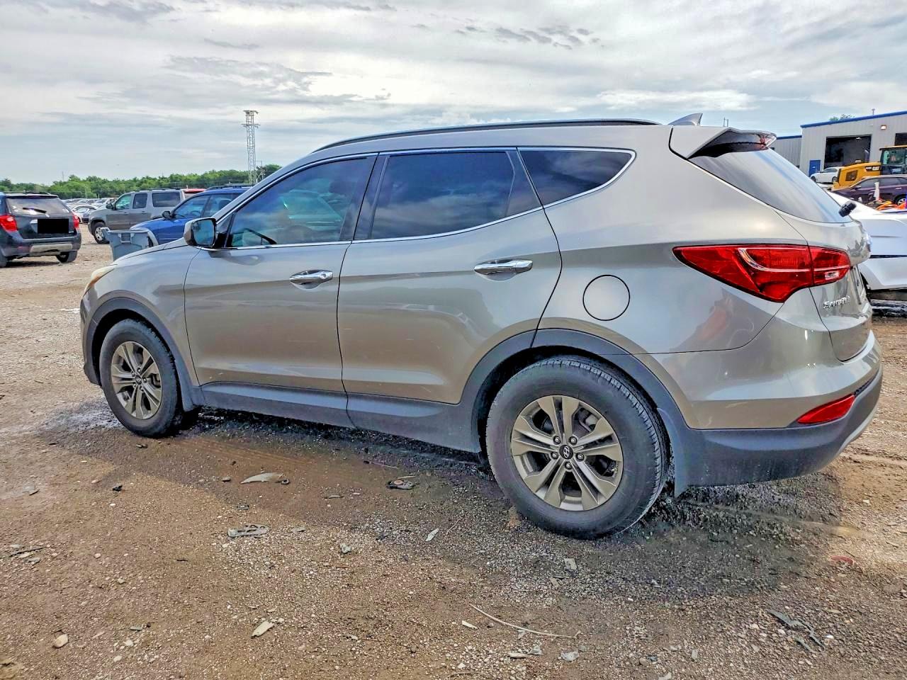 2016 HYUNDAI SANTA FE SPORT 2.4L photo 3