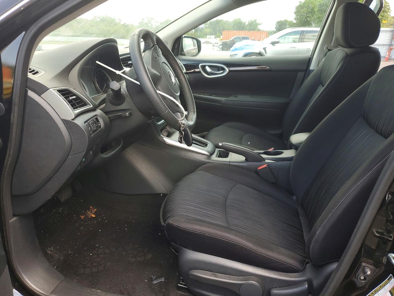 2019 NISSAN SENTRA SV photo 13
