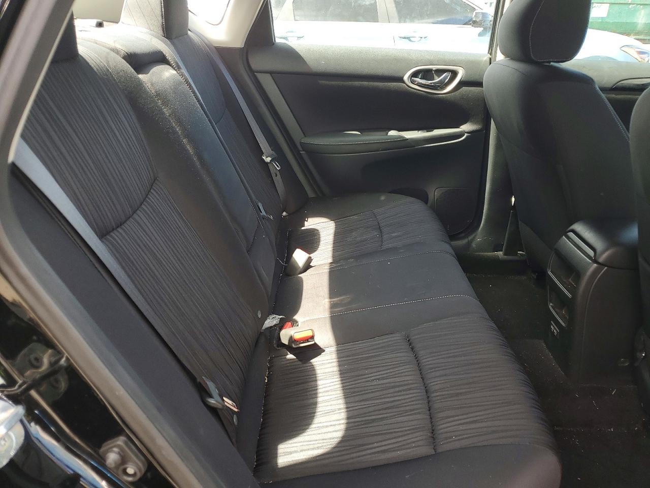 2019 NISSAN SENTRA SV photo 19