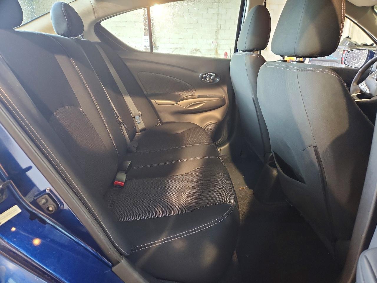 2019 NISSAN VERSA SV photo 28