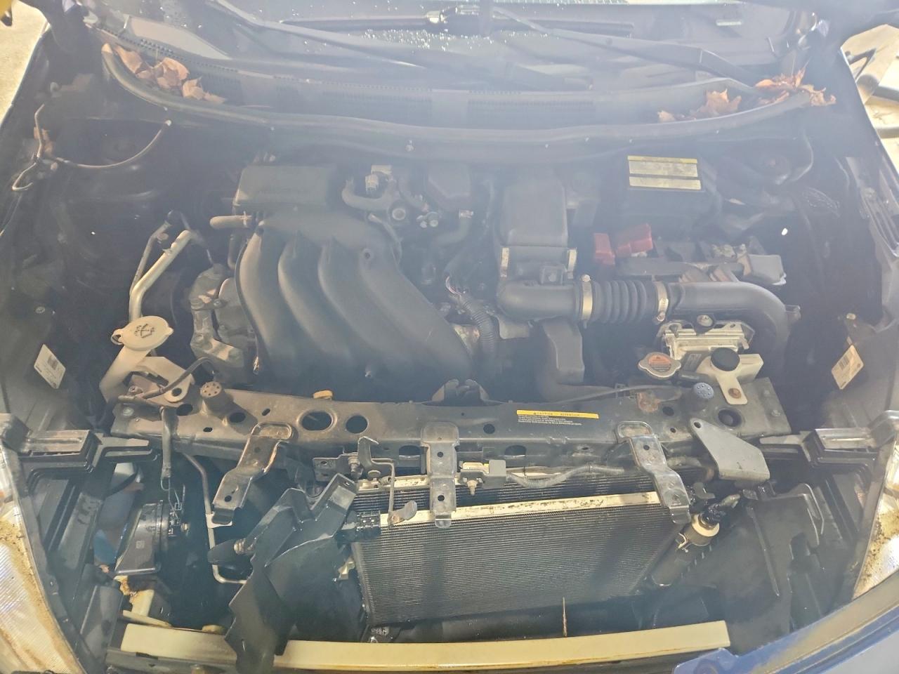 2019 NISSAN VERSA SV photo 31