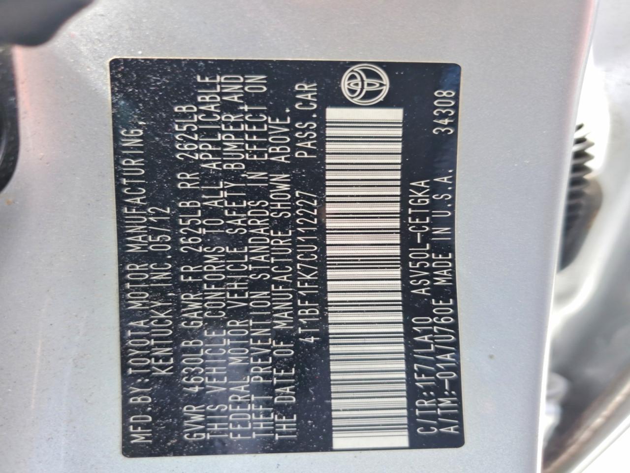2012 TOYOTA CAMRY XLE photo 23