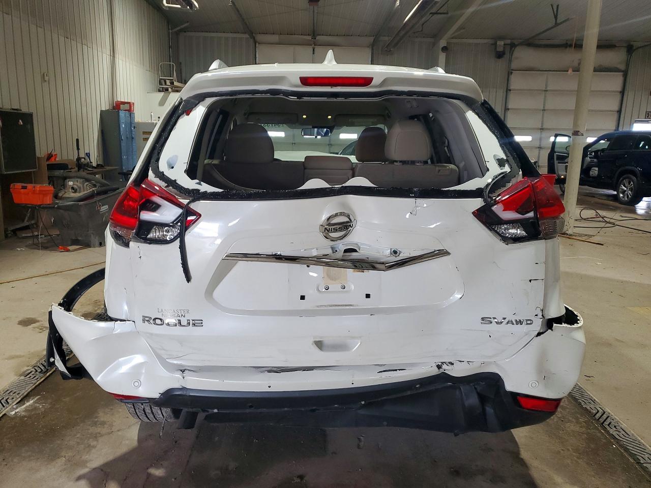 2020 NISSAN ROGUE SV photo 6