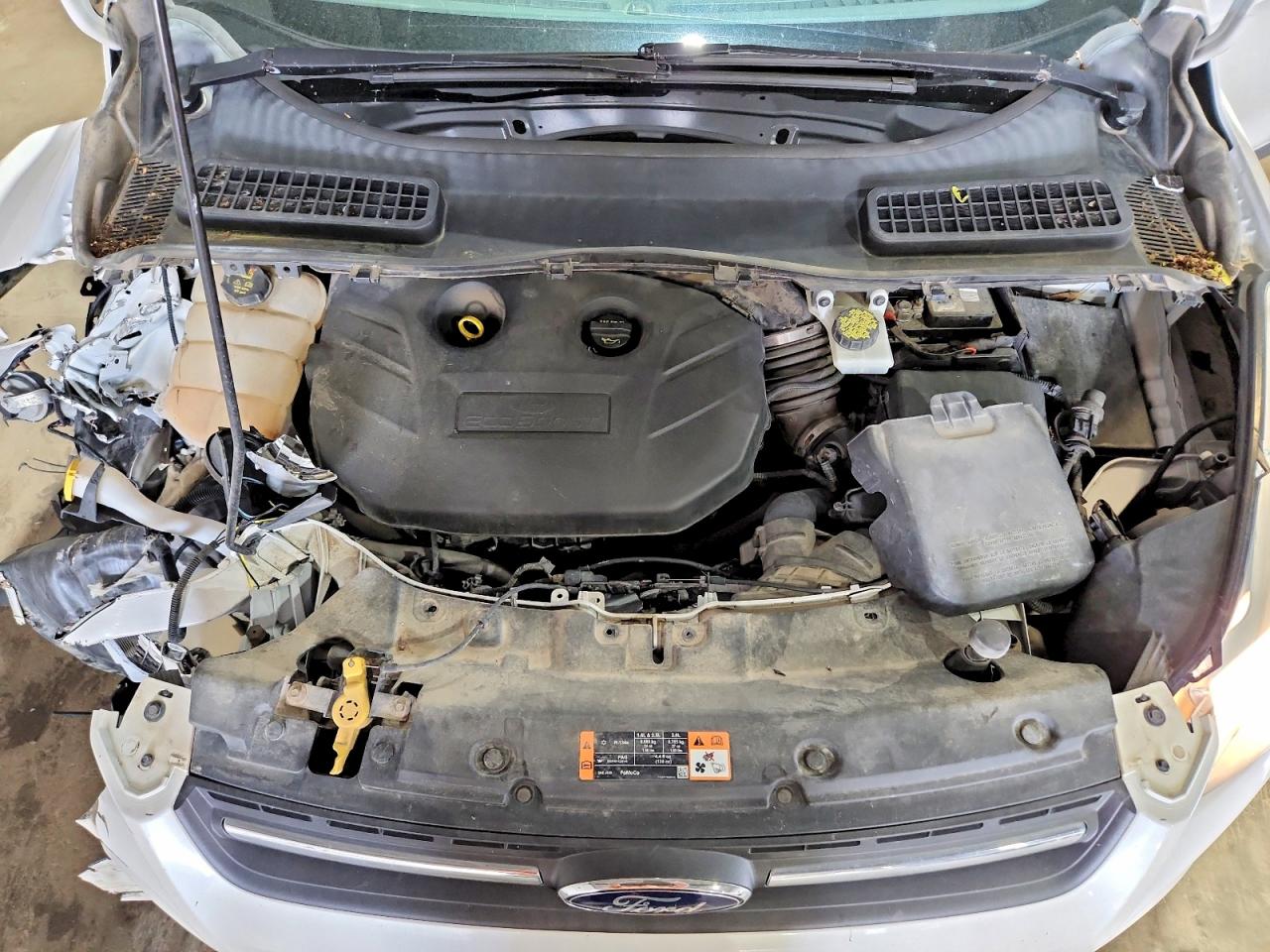 2015 FORD ESCAPE SE photo 31