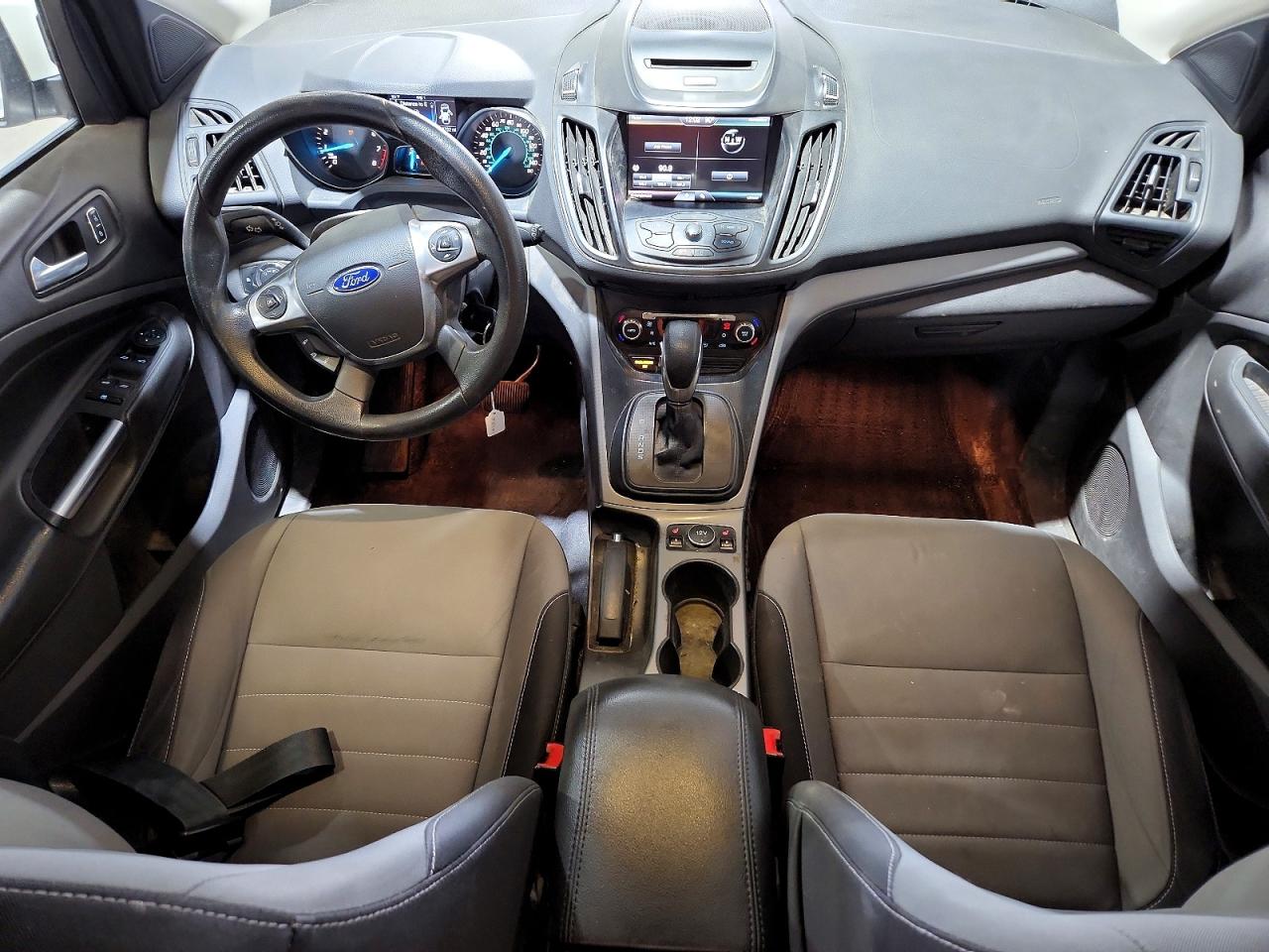 2015 FORD ESCAPE SE photo 22