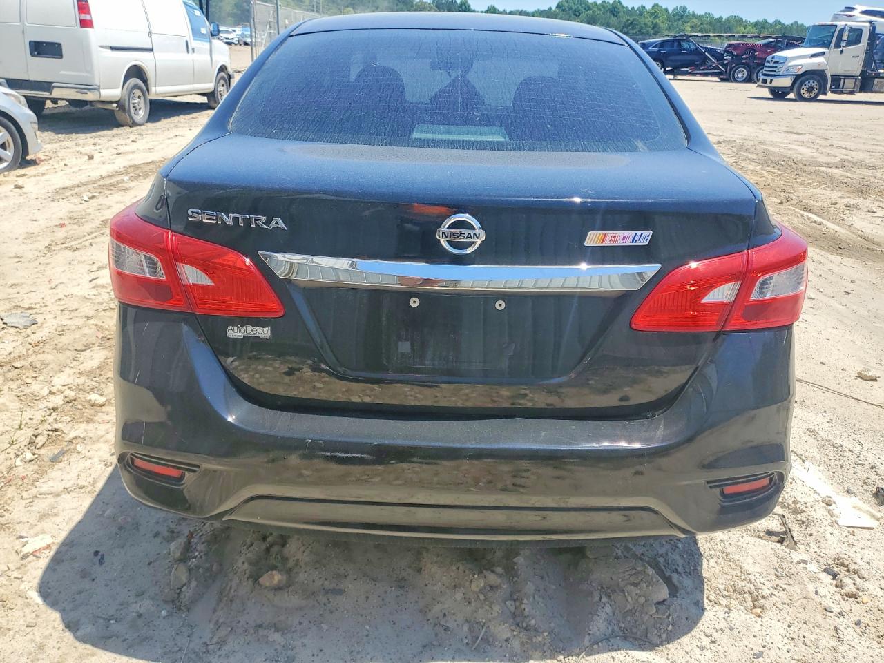 2016 NISSAN SENTRA S photo 11