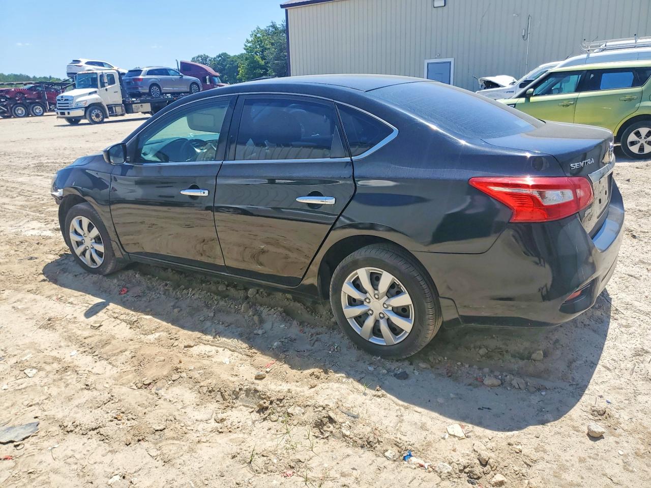 2016 NISSAN SENTRA S photo 3