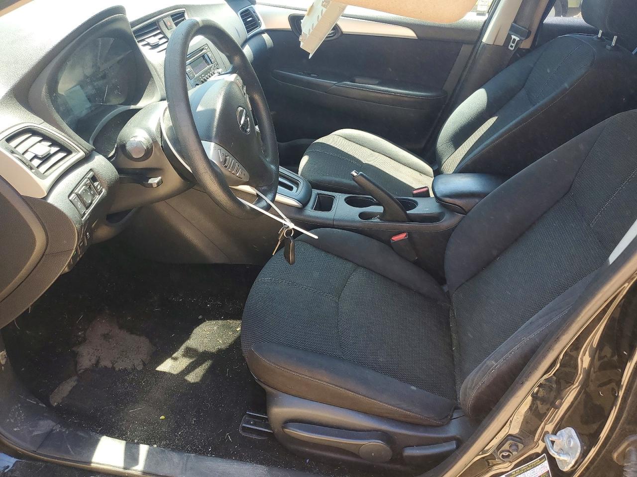 2016 NISSAN SENTRA S photo 13