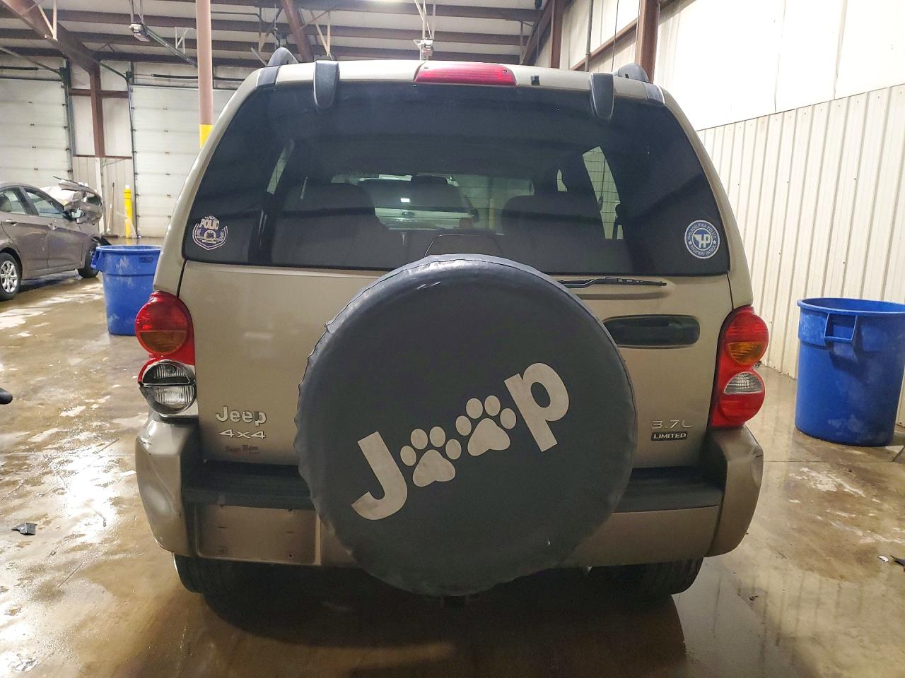 2004 JEEP LIBERTY LIMITED photo 16