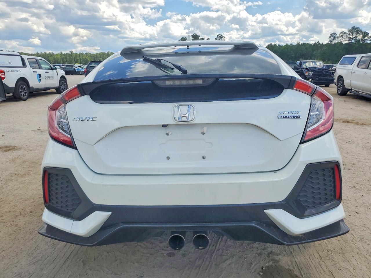 2017 HONDA CIVIC SPORT TOURING photo 11