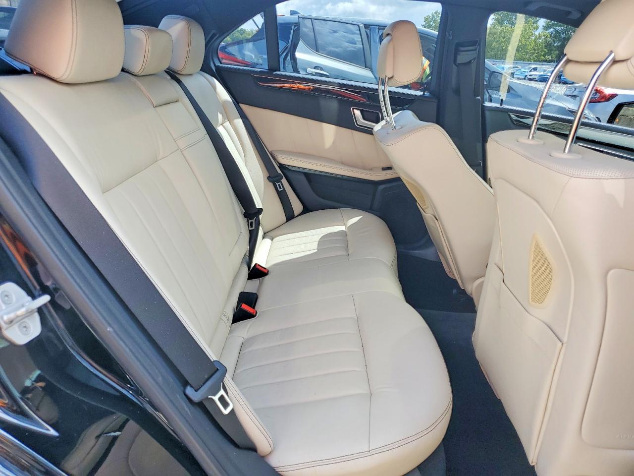 2016 MERCEDES-BENZ E 400 4MATIC photo 28