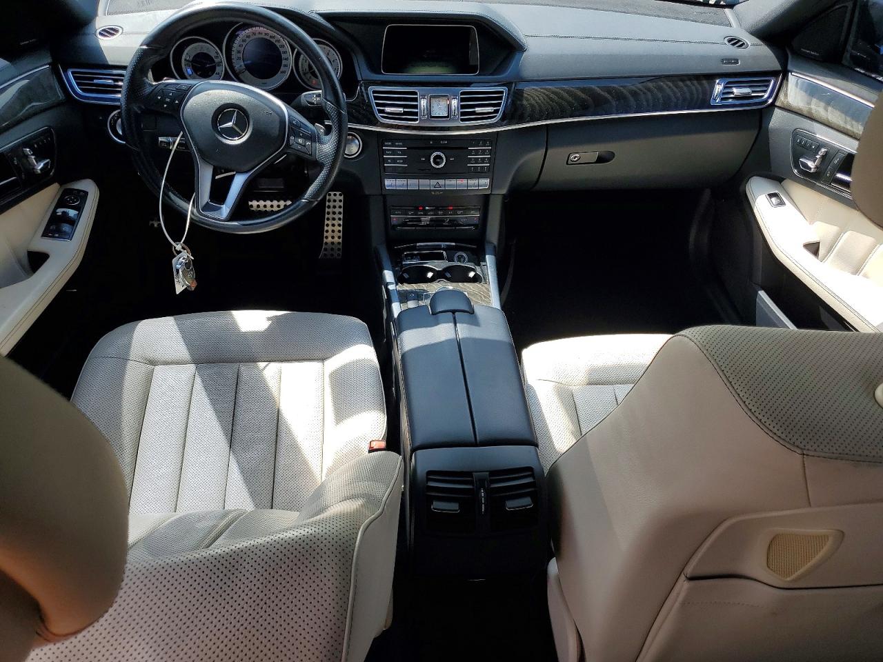 2016 MERCEDES-BENZ E 400 4MATIC photo 22