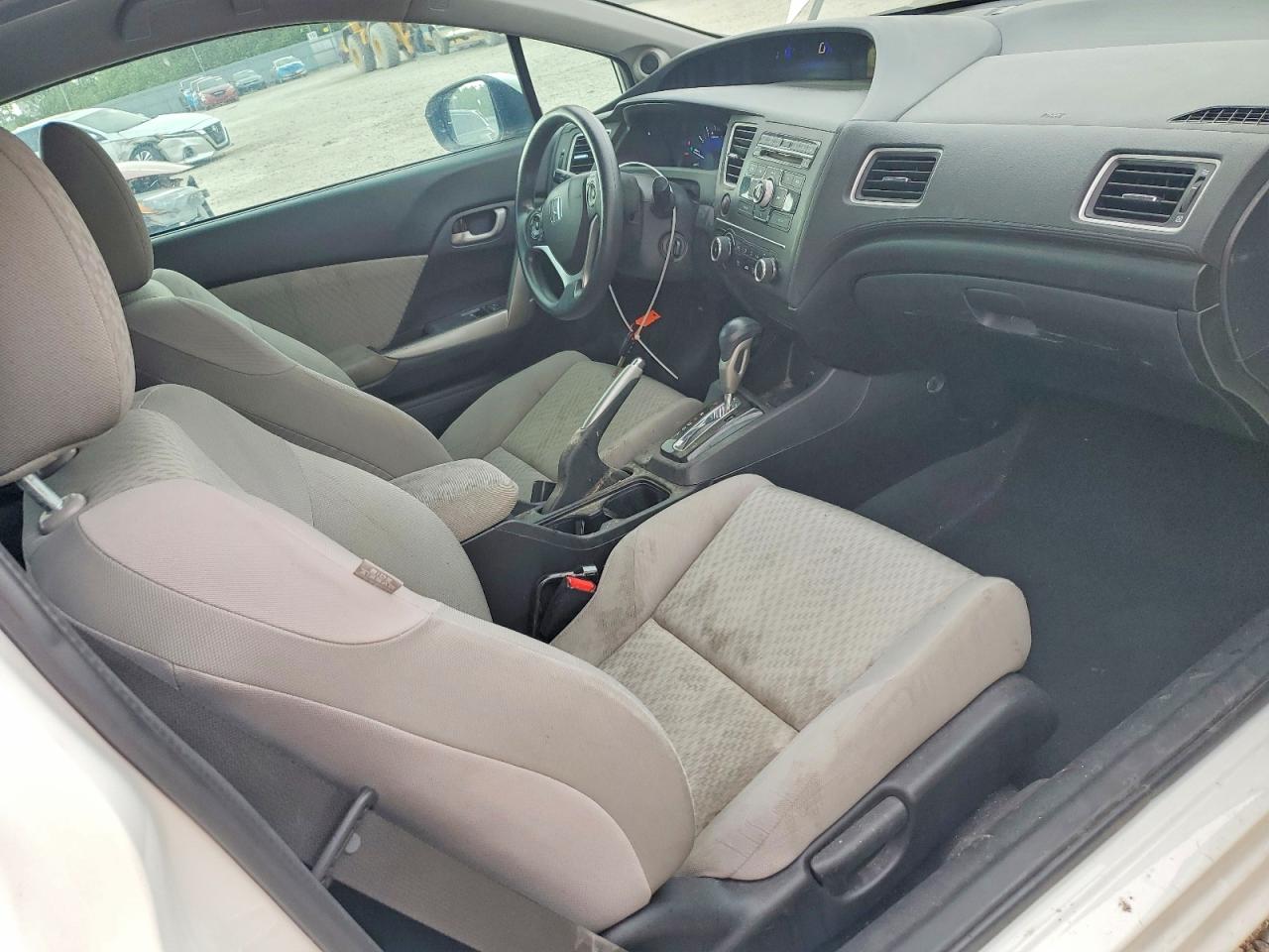 2014 HONDA CIVIC LX photo 15