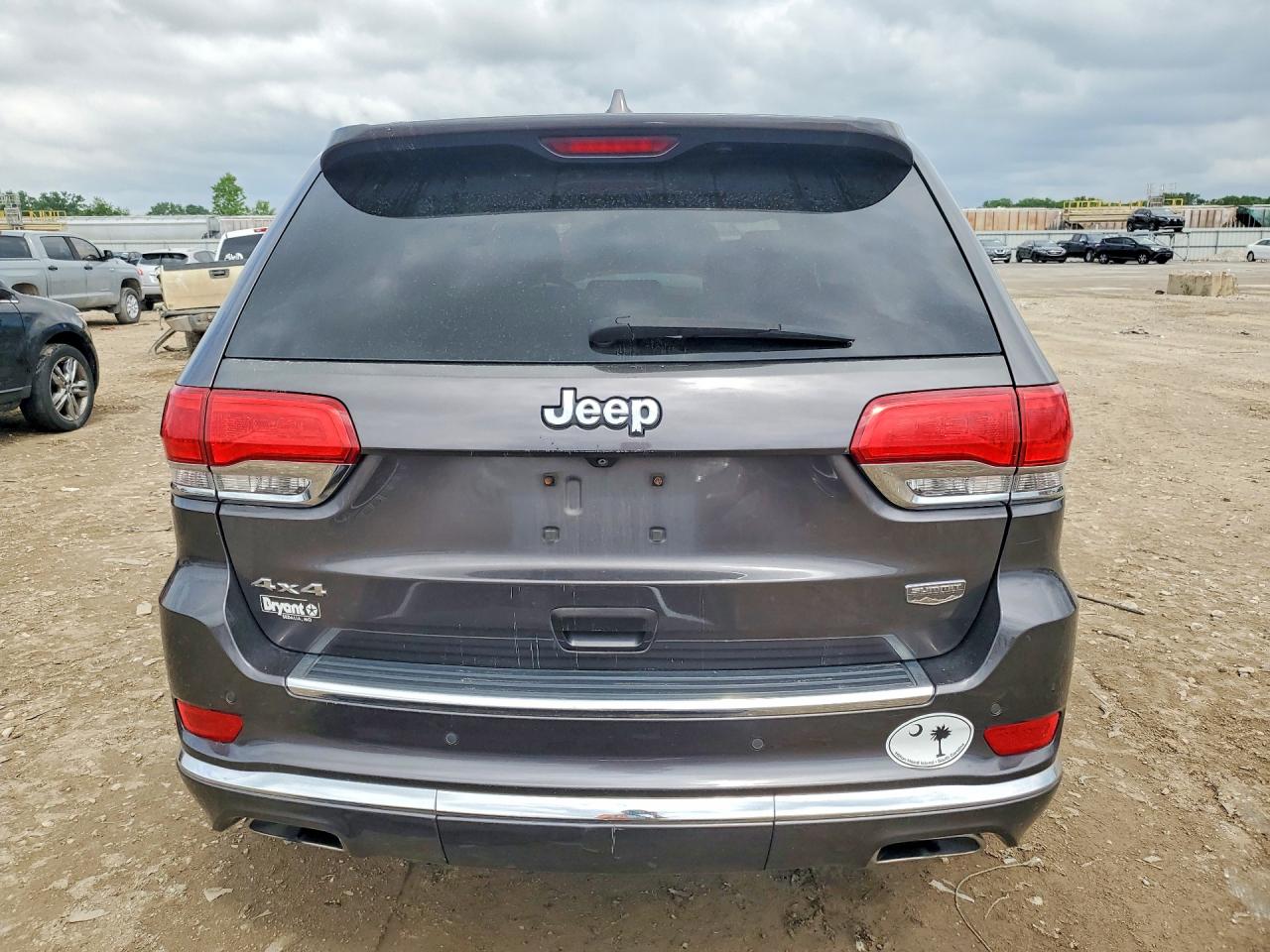 2015 JEEP GRAND CHEROKEE SUMMIT photo 11