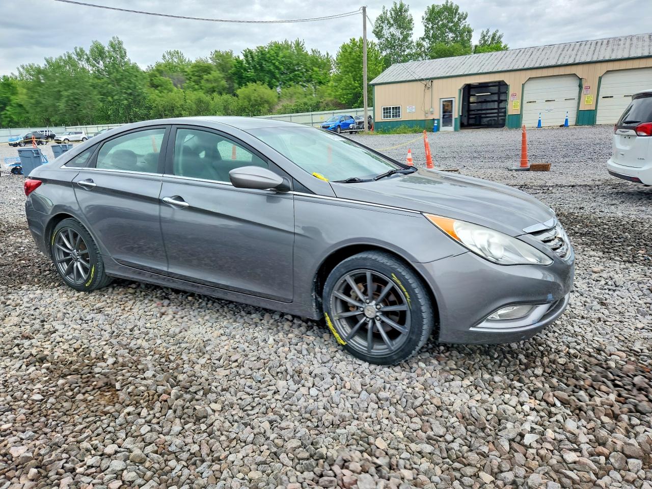 2012 HYUNDAI SONATA SE photo 10