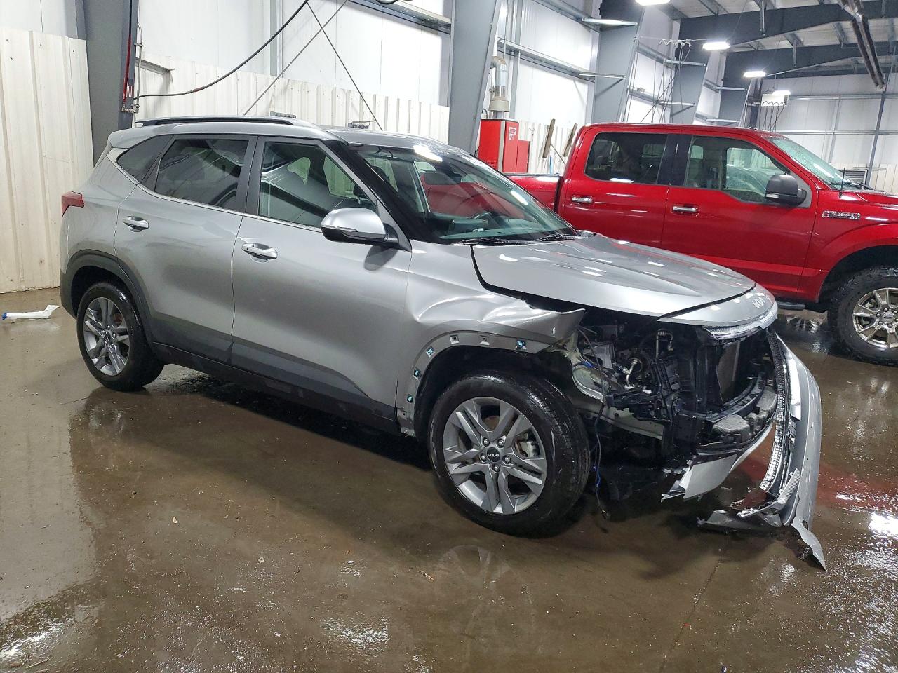 2023 KIA SELTOS S photo 10
