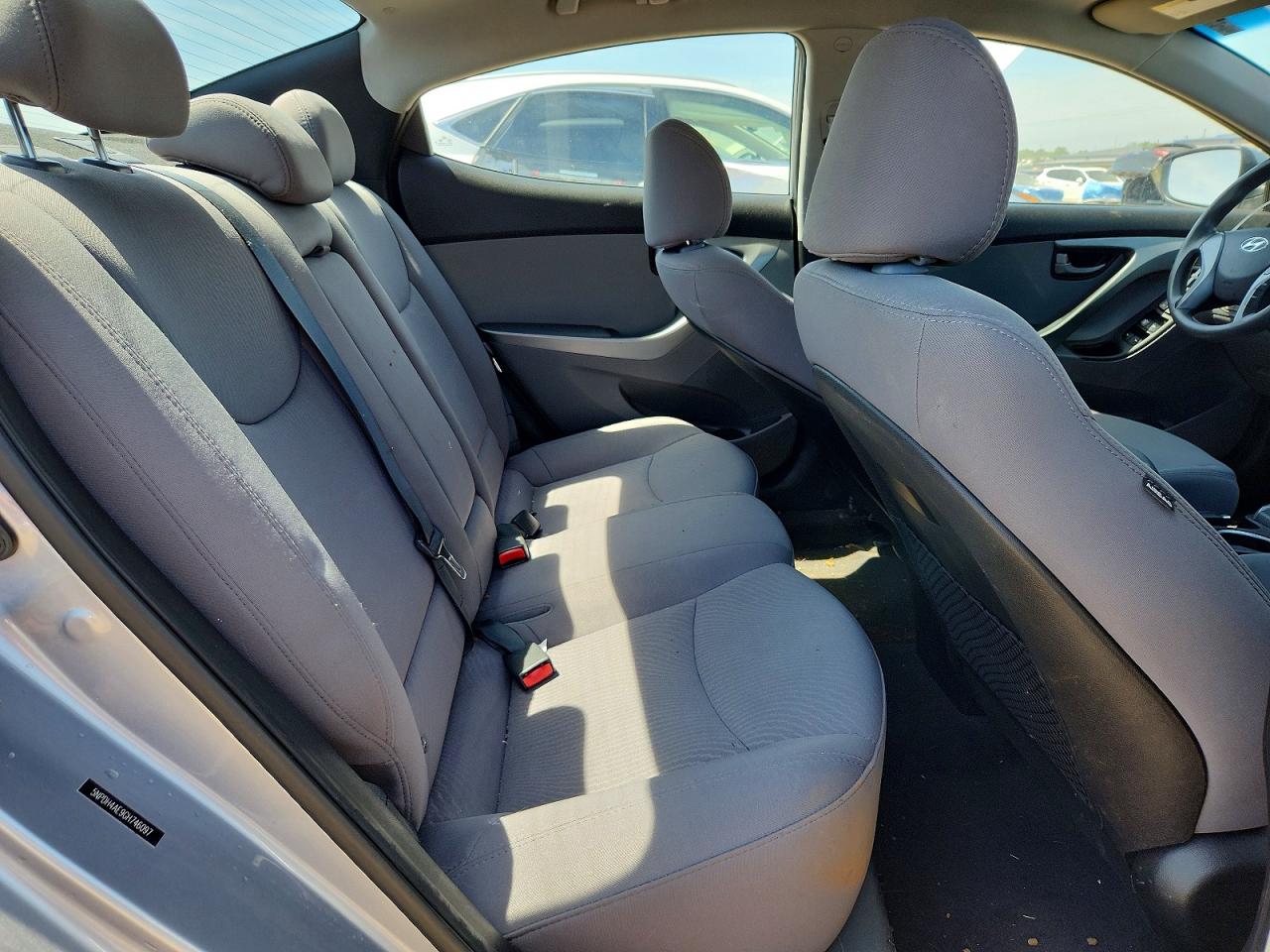 2016 HYUNDAI ELANTRA SE photo 28