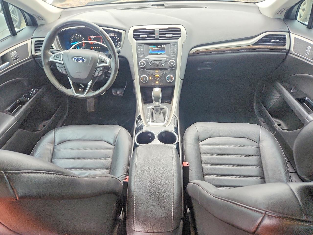 2013 FORD FUSION SE photo 22