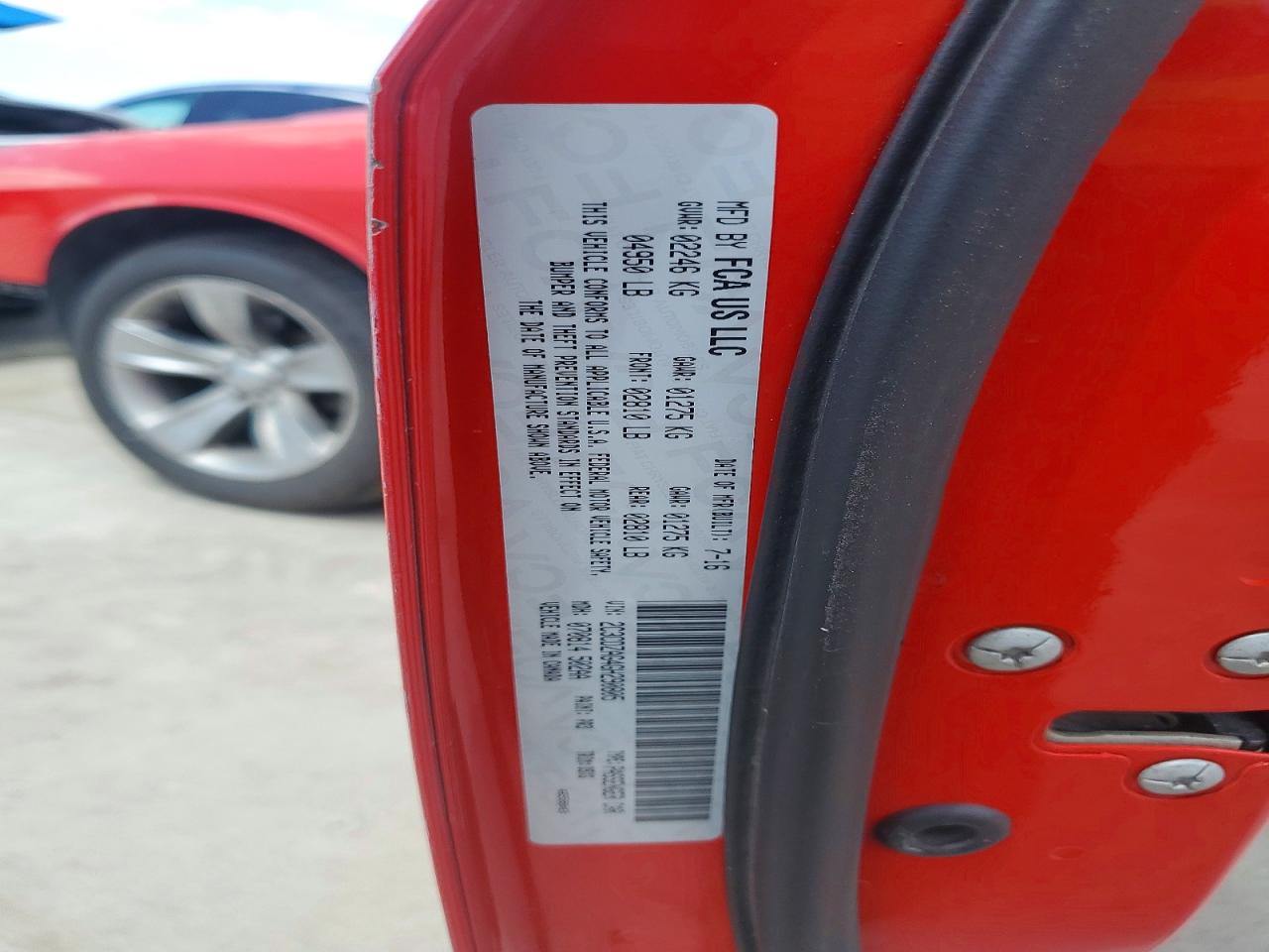 2016 DODGE CHALLENGER SXT photo 23