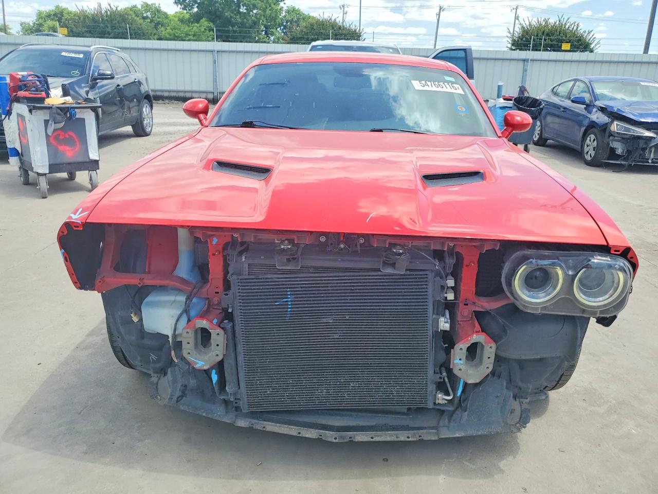 2016 DODGE CHALLENGER SXT photo 9