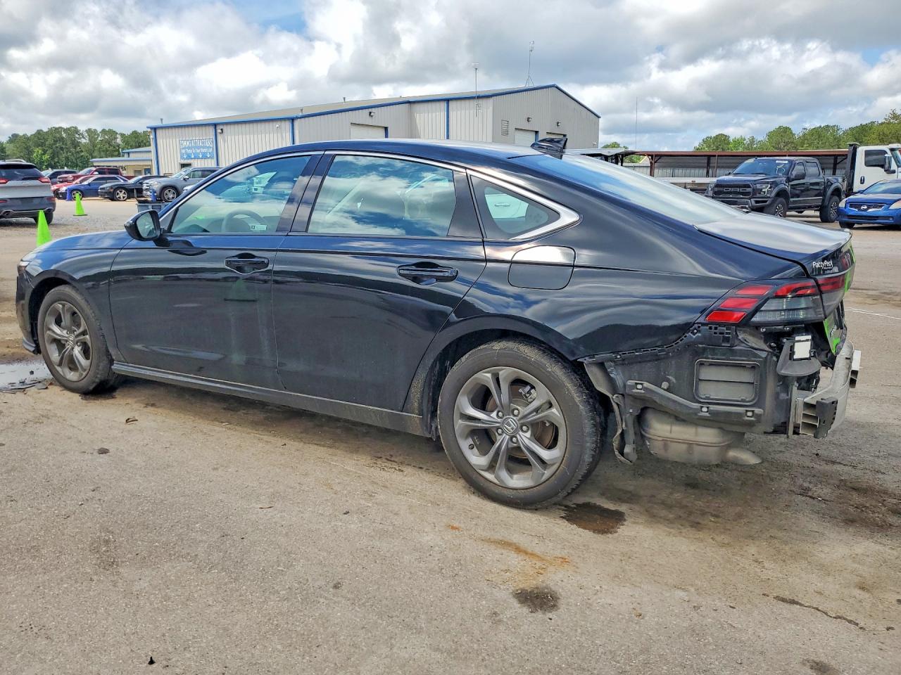 2024 HONDA ACCORD EX photo 4