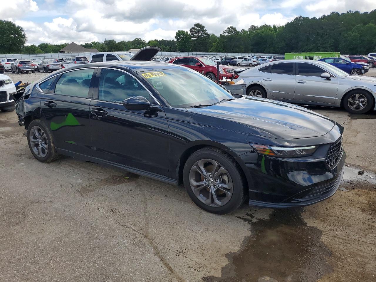 2024 HONDA ACCORD EX photo 10