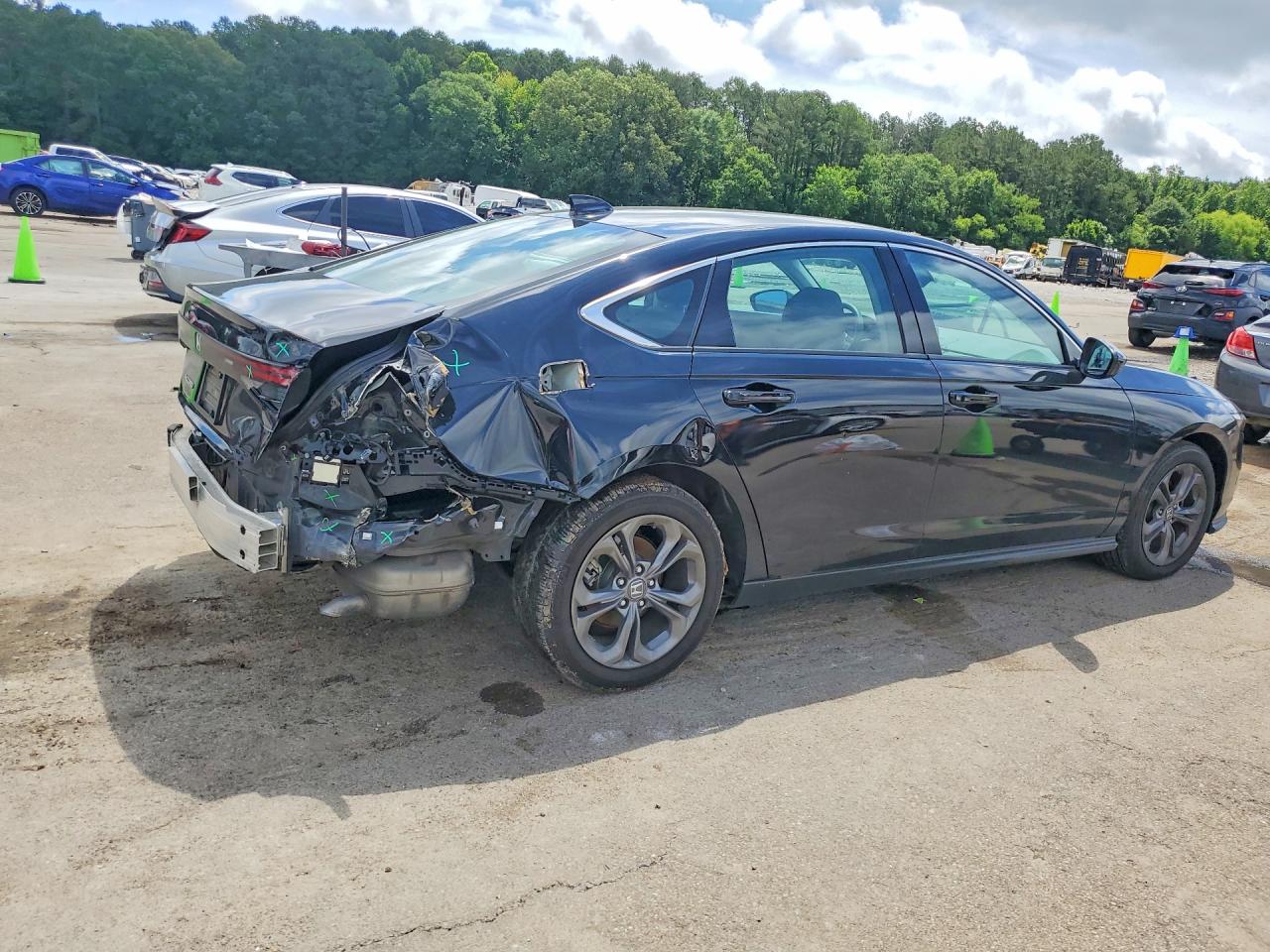 2024 HONDA ACCORD EX photo 7